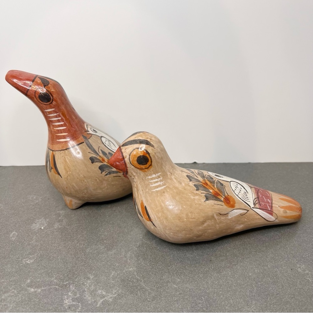 VINTAGE Tonala hand, painted folk art ceramic birds doves figurine set of 2